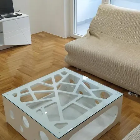 Leo Apartman